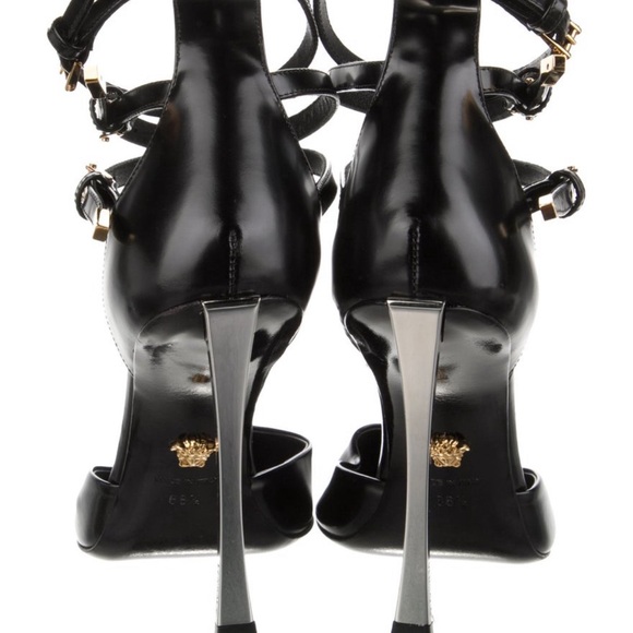 Versace Leather D’Orsay Pumps - Picture 3 of 5